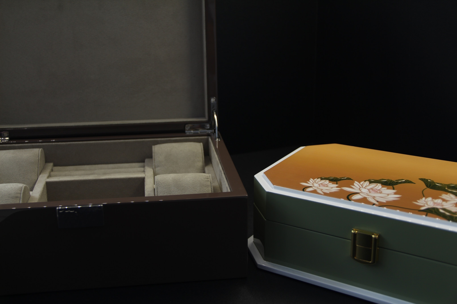 JEWELRY BOX